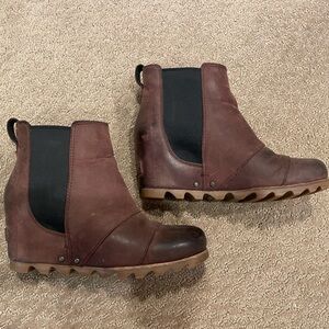 Sorel Joan of Arc Wedges size 7.5